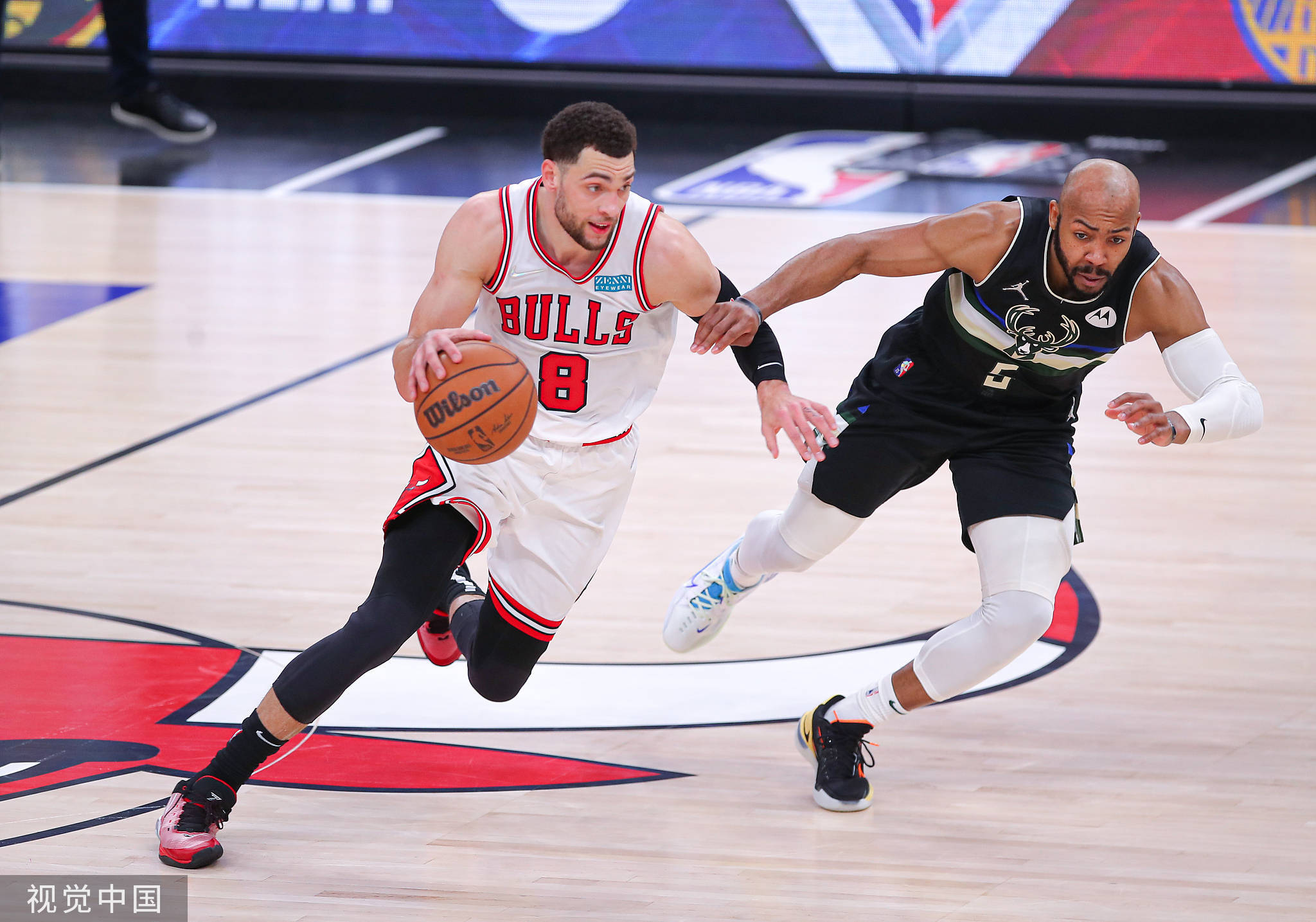 开元娱乐-包含费德勒在皇家马德里比赛中夺冠窗口期纽卡斯尔调整名单以备NBA常规赛，曼联门线救险备战英超直接炸裂的词条