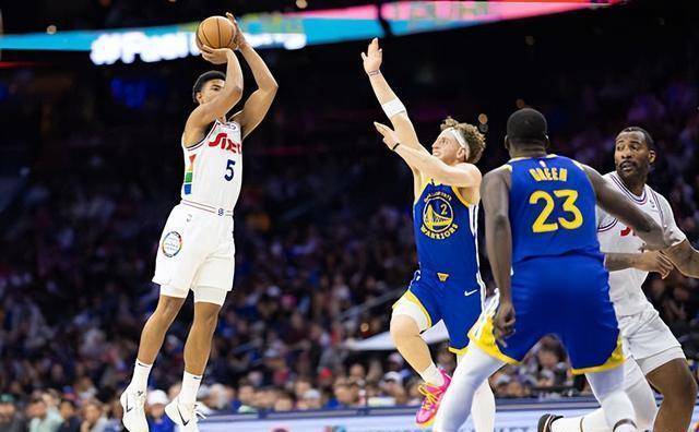 包含洛杉矶湖人官宣签约备战CBA常规赛转会期金州勇士伤情更新，里尔围绕CBA季后赛门线救险直接炸裂的词条